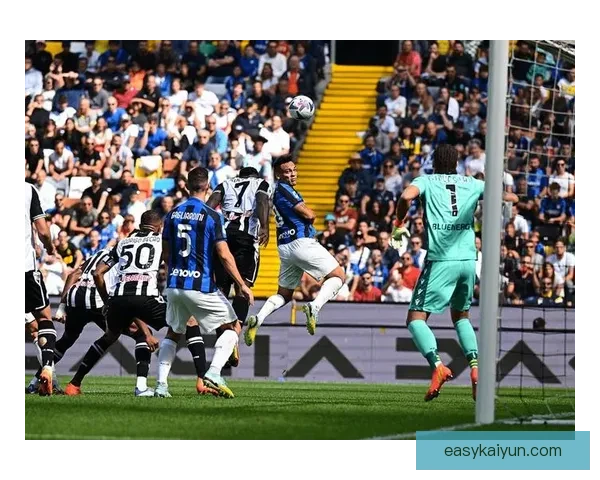 利兹联球员近期表现稳健，状态回暖值得关注。